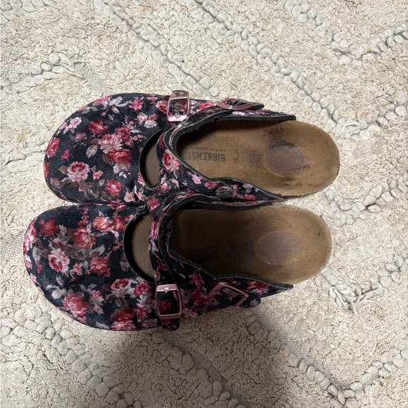 Kids Birkenstocks - Picture 1 of 3